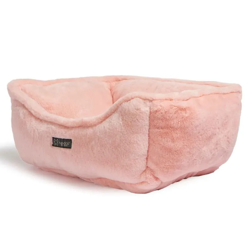 Nandog Pet Gear Cloud Blush Super Soft Luxe Reversible Bed