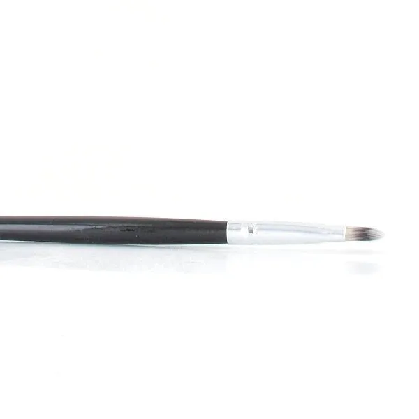 SMALL EYESHADOW BRUSH